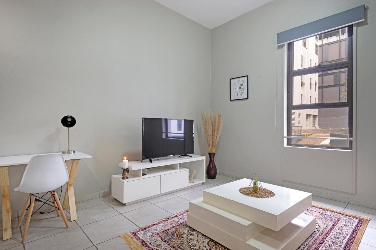 Urban Oasis Apartments At The Bolton Johannesburg Ngoại thất bức ảnh