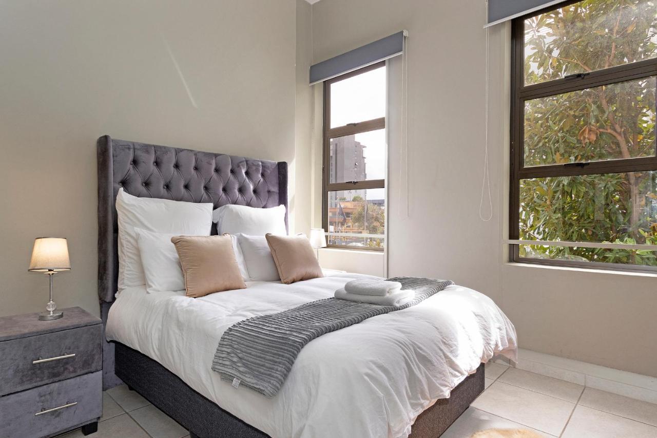 Urban Oasis Apartments At The Bolton Johannesburg Ngoại thất bức ảnh