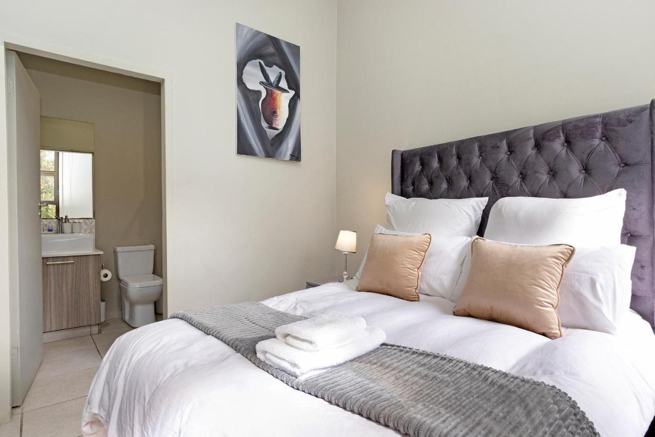 Urban Oasis Apartments At The Bolton Johannesburg Ngoại thất bức ảnh