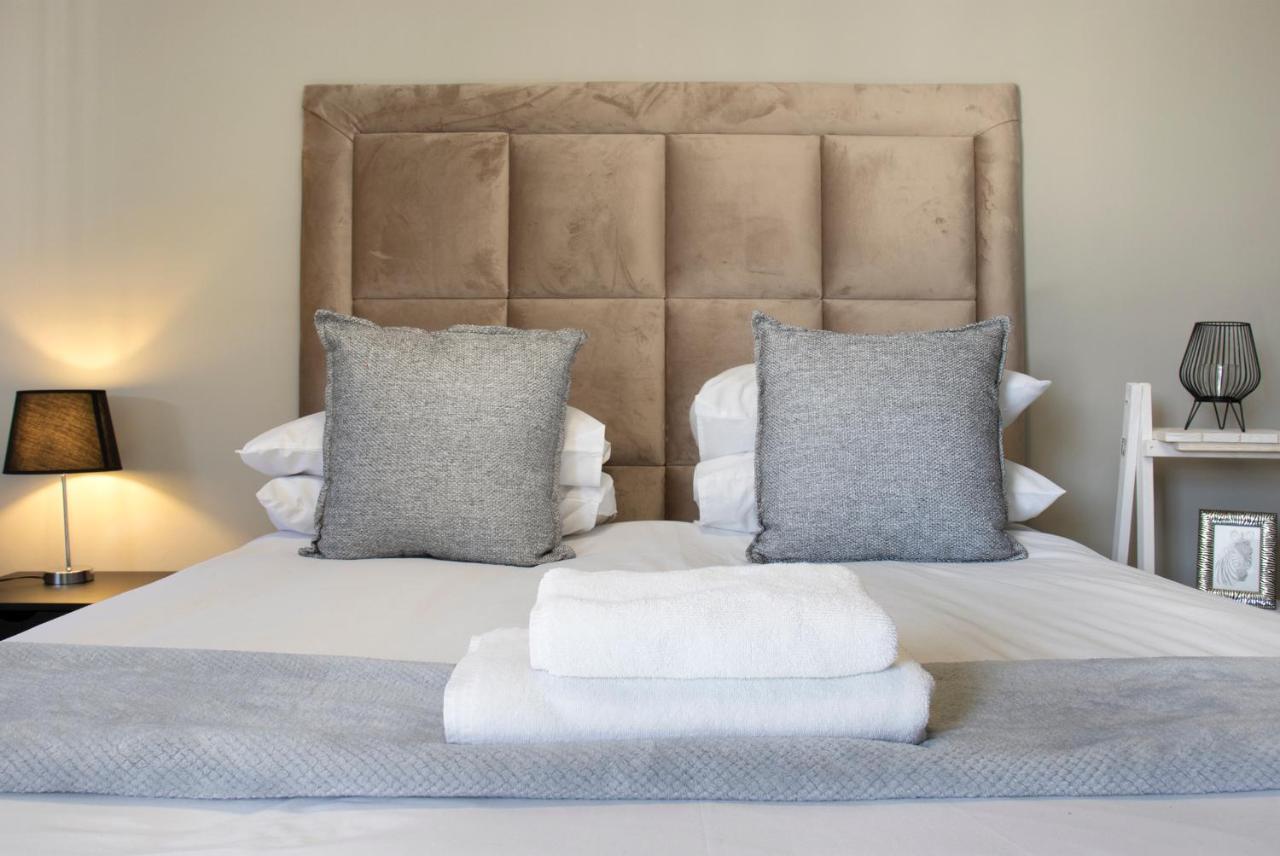 Urban Oasis Apartments At The Bolton Johannesburg Ngoại thất bức ảnh