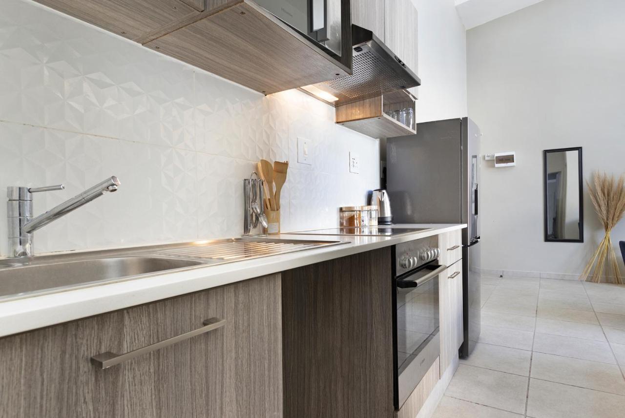 Urban Oasis Apartments At The Bolton Johannesburg Ngoại thất bức ảnh