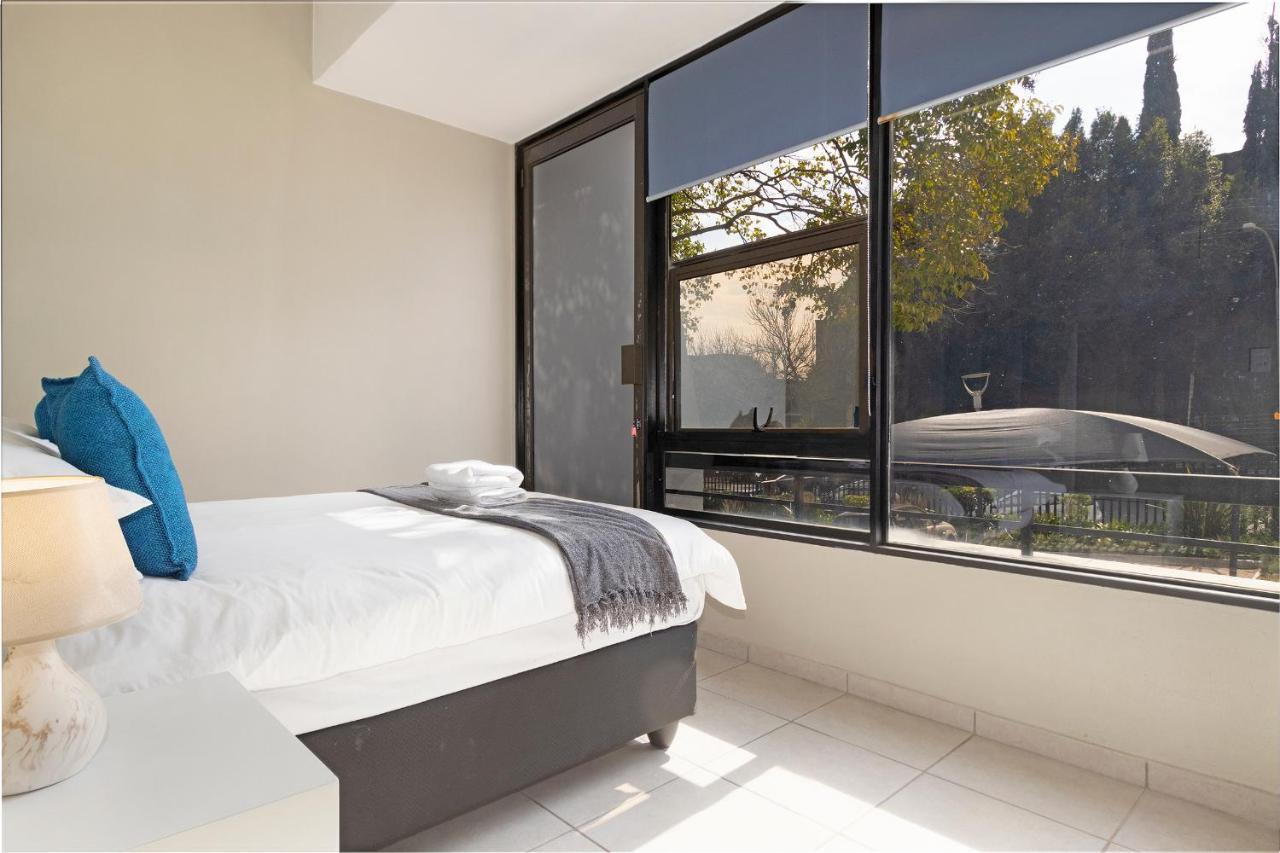 Urban Oasis Apartments At The Bolton Johannesburg Ngoại thất bức ảnh