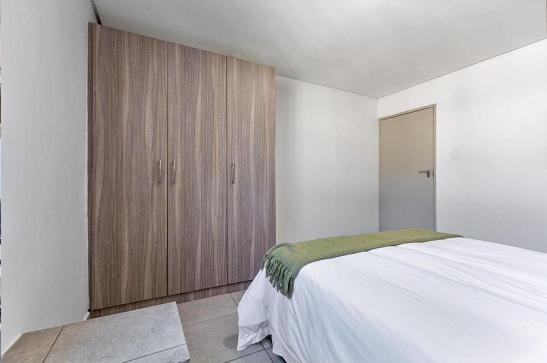 Urban Oasis Apartments At The Bolton Johannesburg Ngoại thất bức ảnh